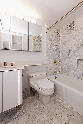 Sold by Sumitomo Real Estate Sales | media 10