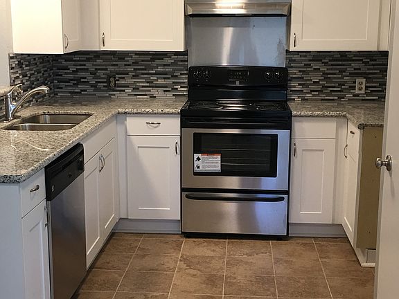 2nd image of 17419 Baronshire Dr
