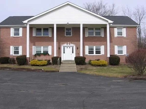 315 Maiden Blush Dr #1, New Wilmington, PA 16142
