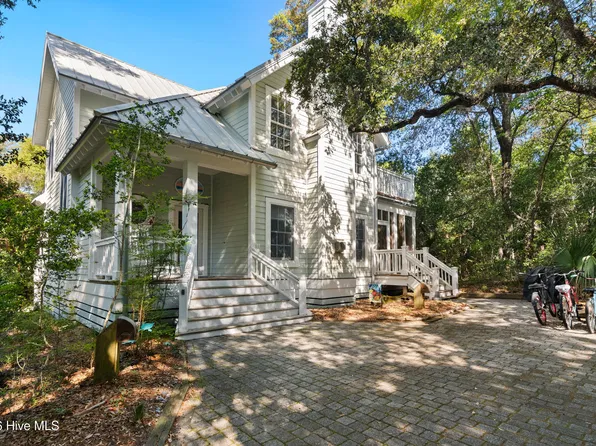 5 Poor Mans Pepper Trail, Bald Head Island, NC 28461