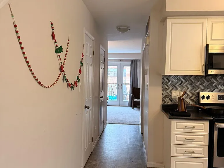 3200 Singleton Ave #23 — Photo 5
