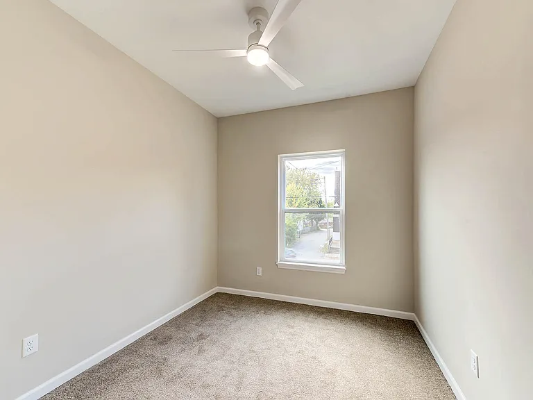 7201 Southwest Ave #B — Photo 14