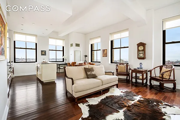 Sold by Compass | media 1
