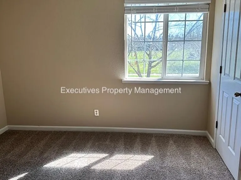 1103 Acapulco Ct — Photo 19