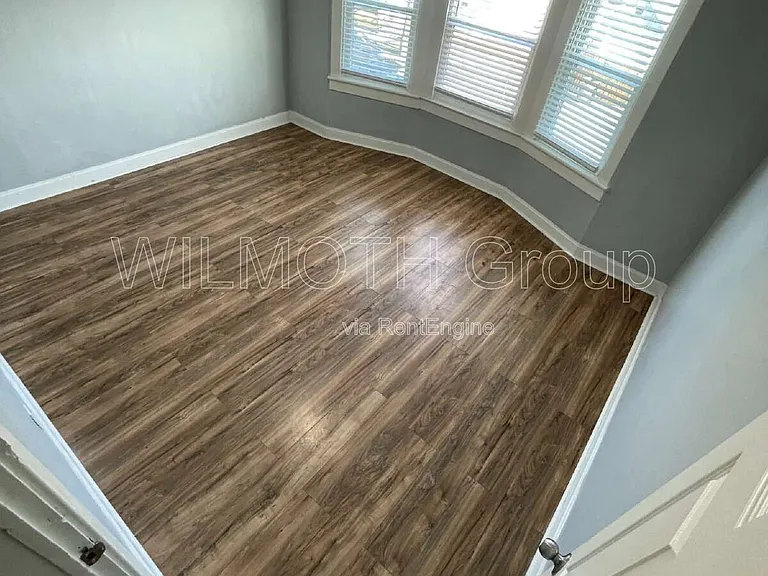12 N Randolph St — Photo 12