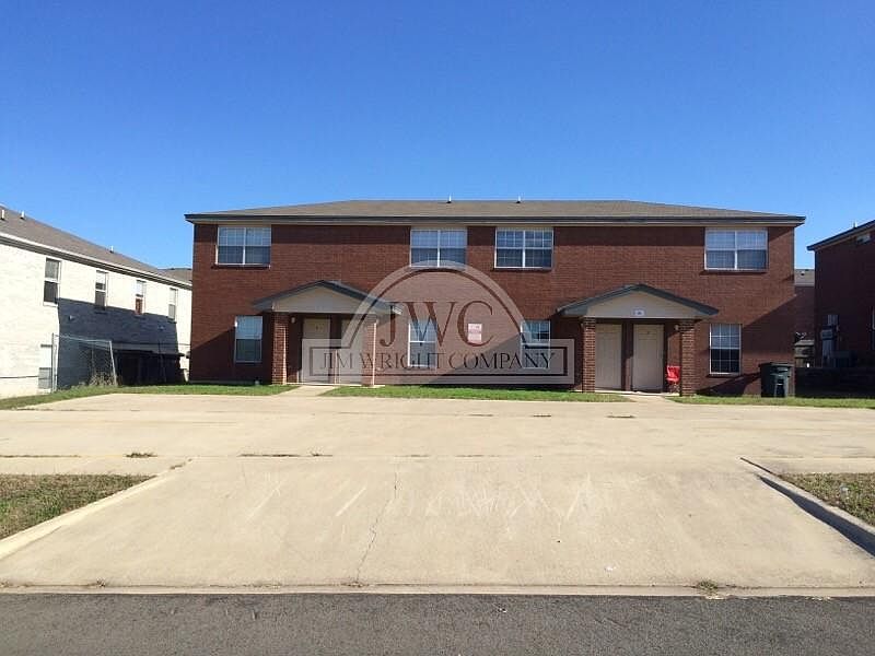 1st image of 2814 Cantabrian Dr