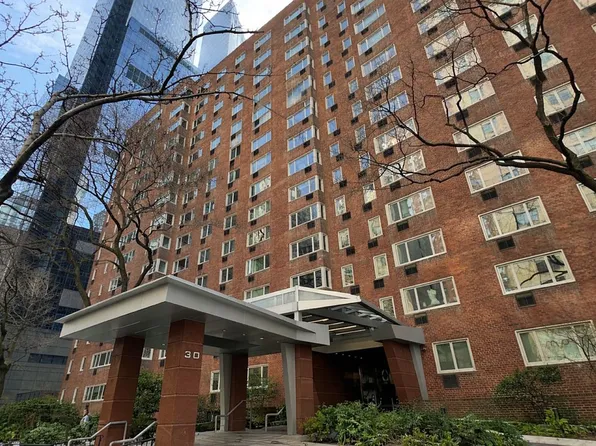 30 W 60th St #8SN, New York, NY 10023