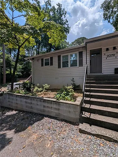 2079 Northside Dr NW Photo 1