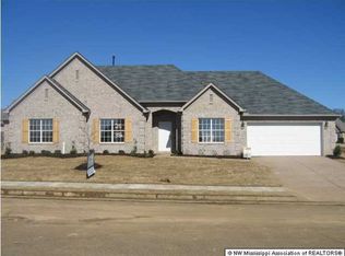 386 S Vaiden Rdg, Hernando, MS 38632