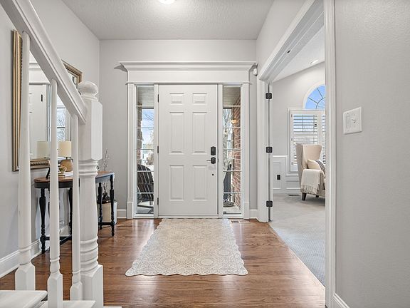 2nd image of 4727 Plumwood Dr