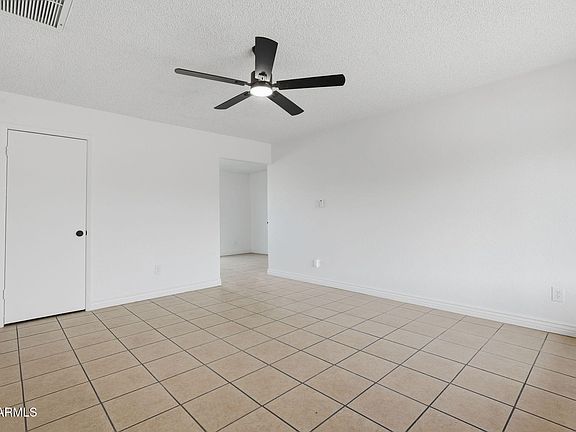 5th image of 2012 W Romley Rd