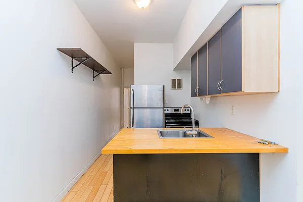 Rented by MySpaceNYC | media 4