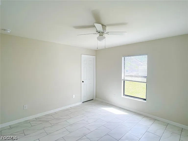 2005 Chiquita Blvd S — Photo 5