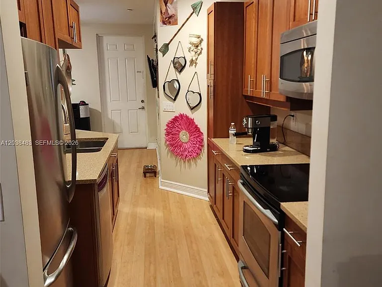 259 SW 13th Ter #259 — Photo 3