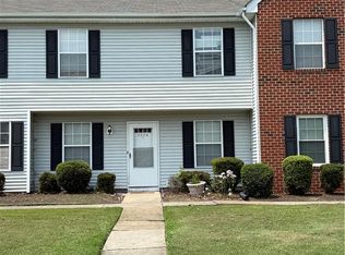 3524 Clover Meadows Dr, Chesapeake, VA 23321