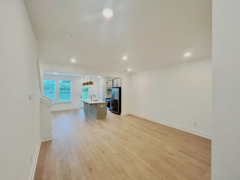 244 Silo Ridge Dr — Photo 4