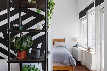 Rented by Nest Seekers International