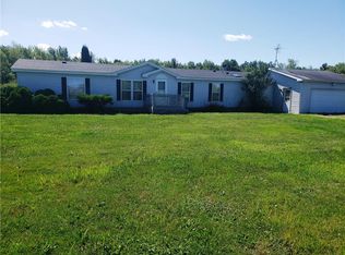 2445 Chapin Rd, Silver Creek, NY 14136