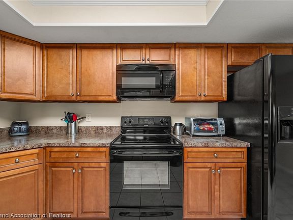 5th image of 249 Cumquat Rd NE
