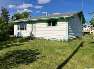 113 1st St W, Smeaton, SK S0J2J0