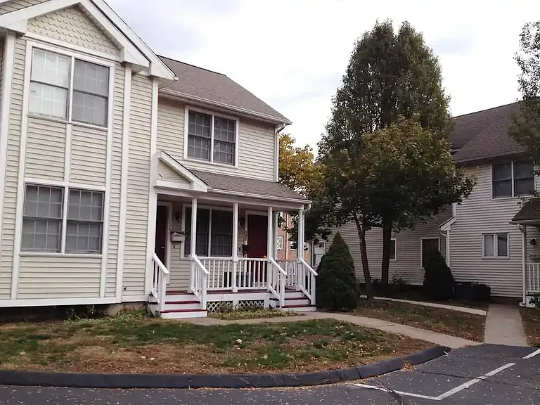 The Crossing Commons of Wallingford — Photo 7