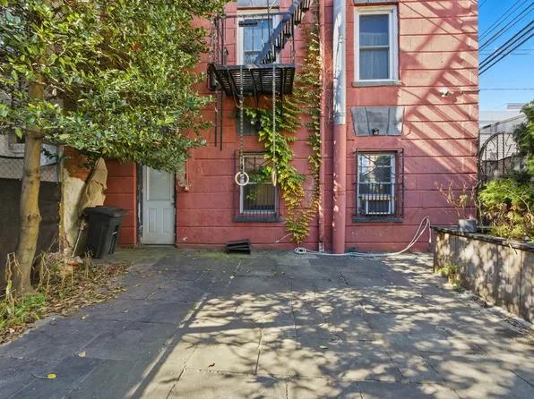 158 New York Avenue image 15 of 15