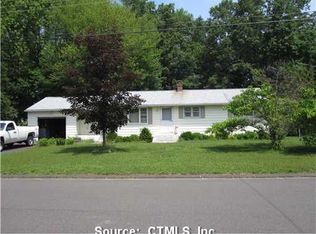 23 Booth St, Enfield, CT 06082