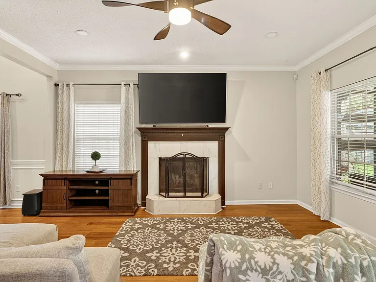 9370 Jaybird Cir E — Photo 18