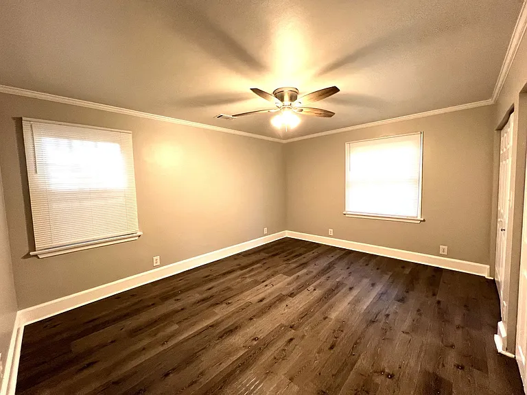 2521 Chestnut St — Photo 10
