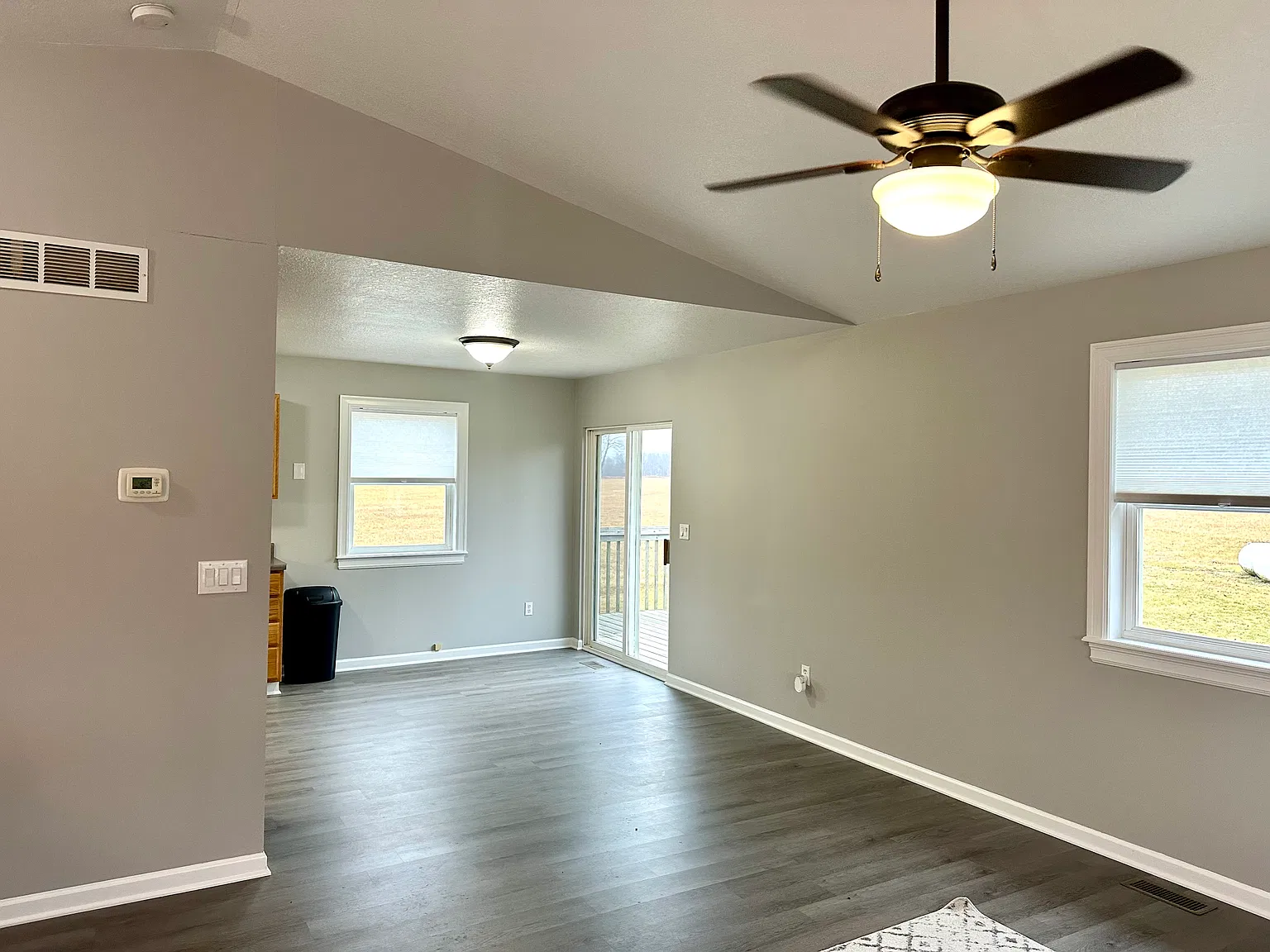 2 bed, 1.5 bath, 1200 sqft, $1,800 — Photo 3