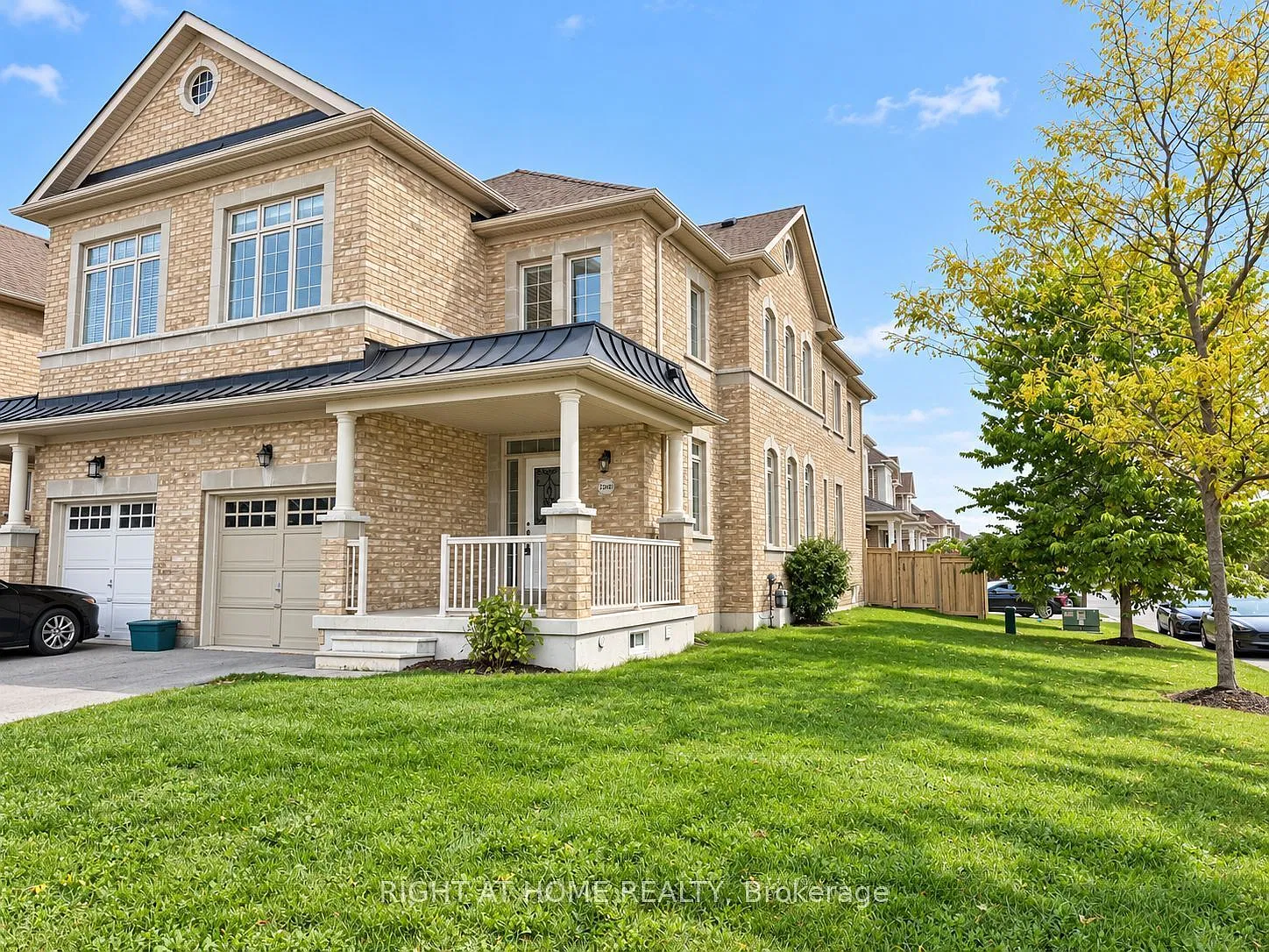 4 bed, $3,400 — Photo 2