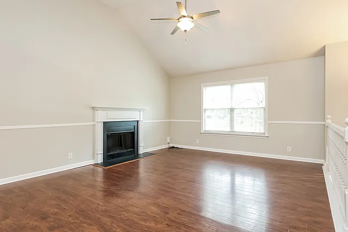 309 Timberglen Dr — Photo 5