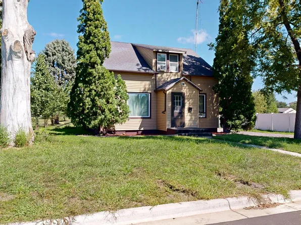 447 E Schlieman Ave, Appleton, MN 56208