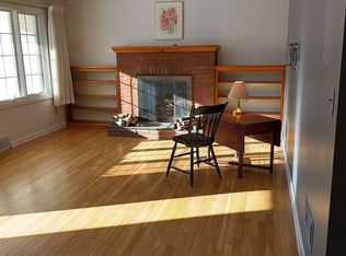 74 Cherry Ln, Burlington, VT 05401