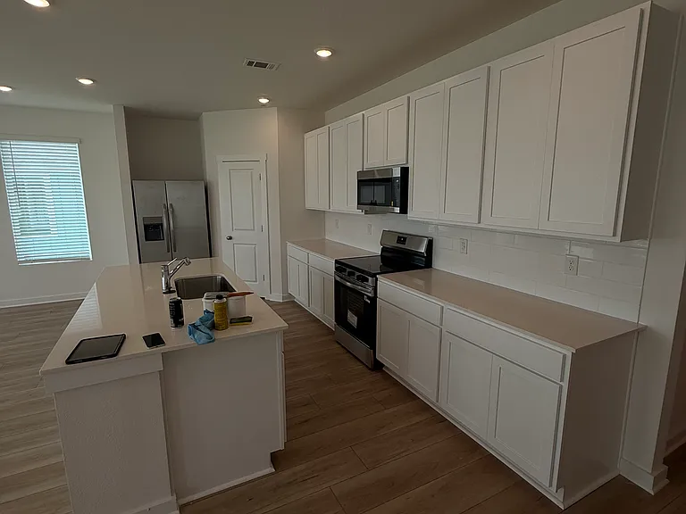 3910 Puerto St — Photo 4