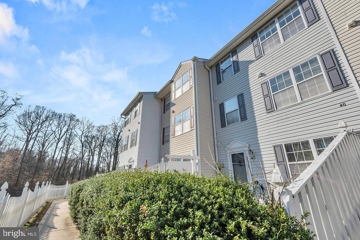 3 bed, 2.5 bath, 1680 sqft, $2,500 — Photo 1