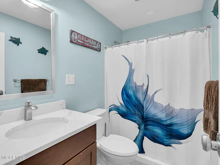 210 5th Ave #27 — Photo 11