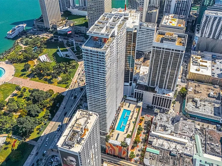50 Biscayne Blvd #4810 — Photo 28