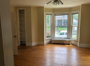 14 Devon St, Portland, ME 04102