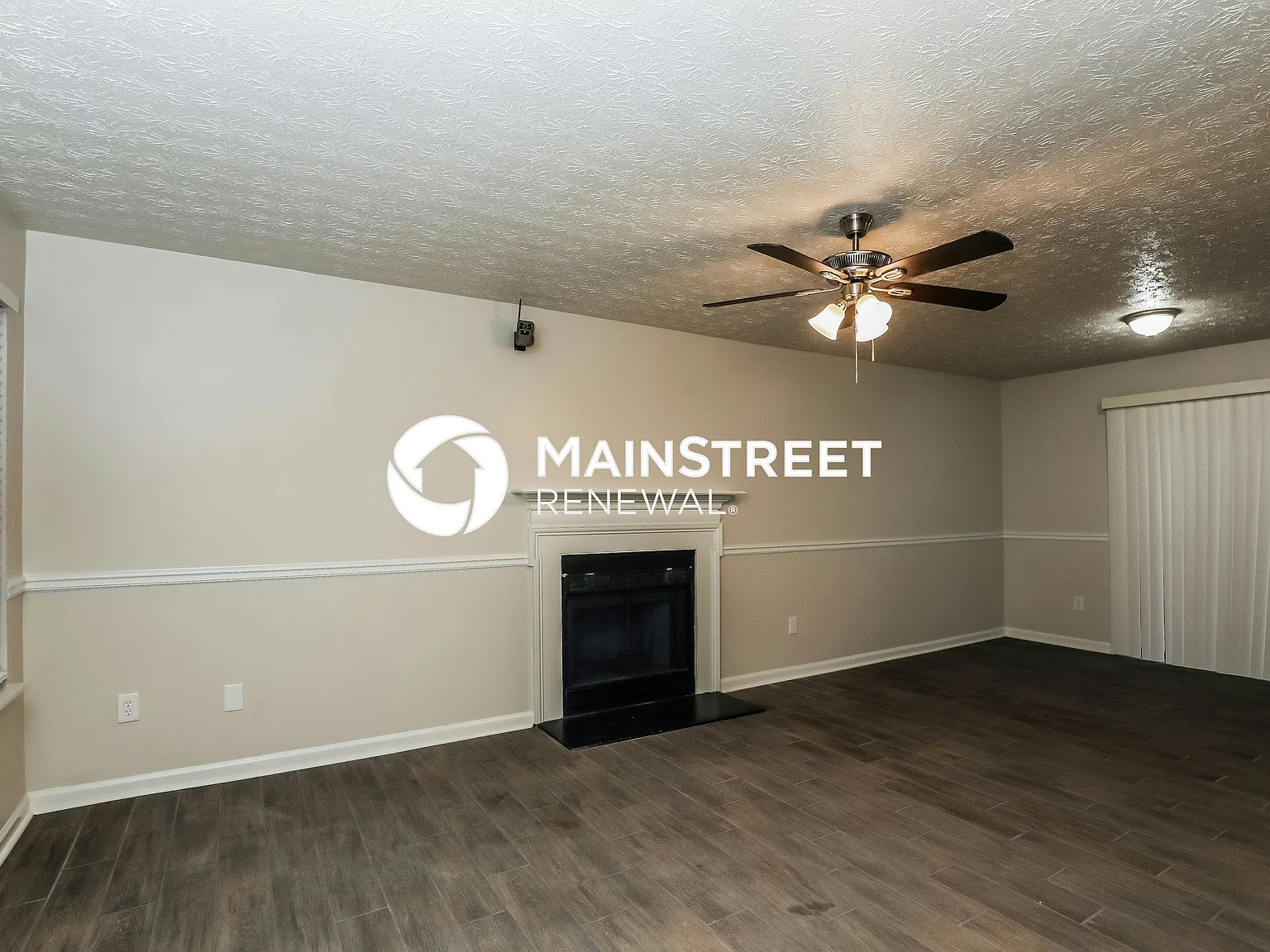 6722 Bent Creek Dr — Photo 2