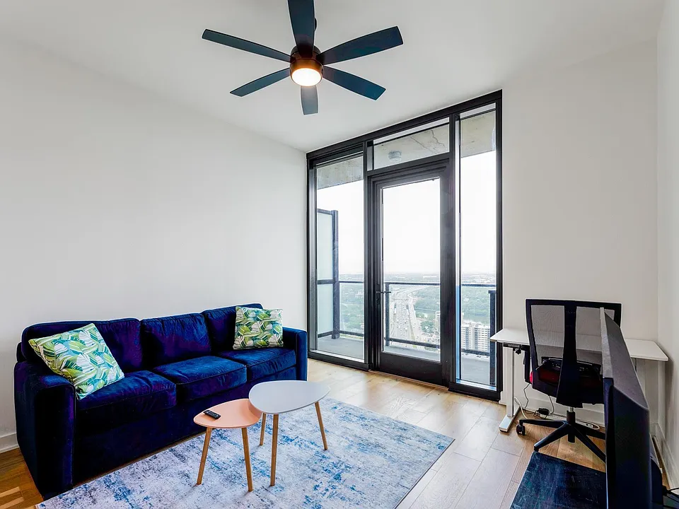 84 East Ave #3708