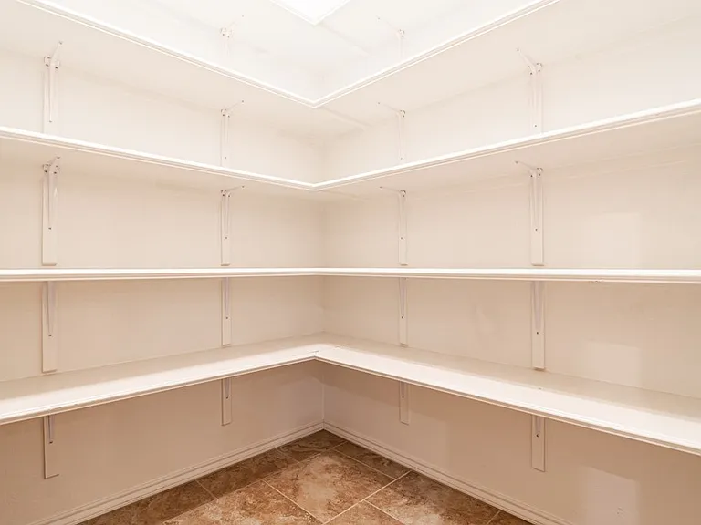 5329 Bella Pl — Photo 19