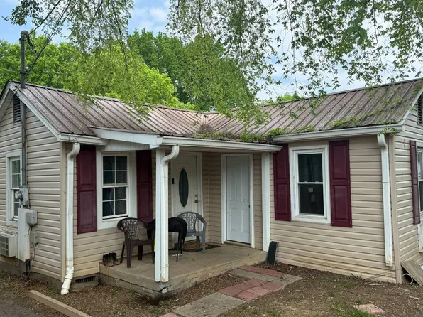 917 Drive E, Knoxville, TN 37920