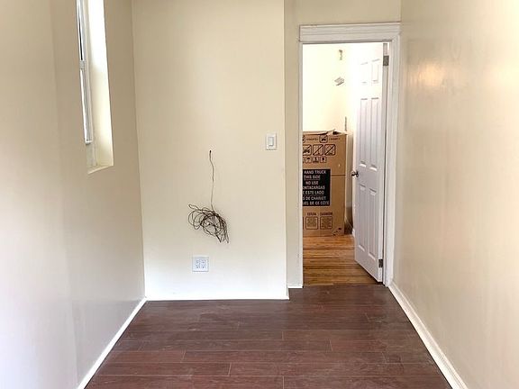 2nd image of 346 21st St #2F