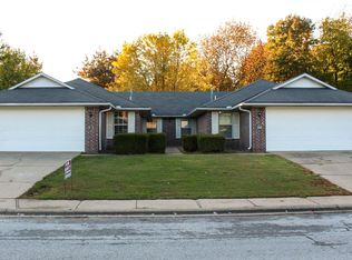 1934 S 11th Pl, Rogers, AR 72758