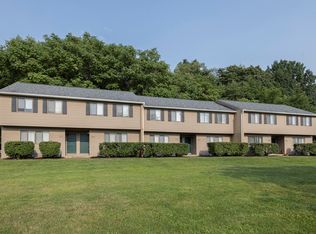 2934 Treeside St NW #2934, Canton, OH 44709