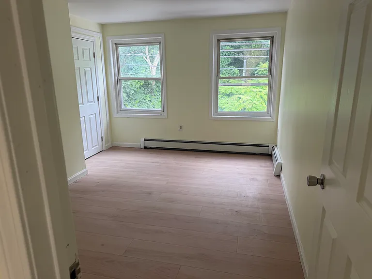 44 Morris St #A — Photo 10