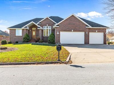 804 E Canterbury Street, Springfield, MO, 65810