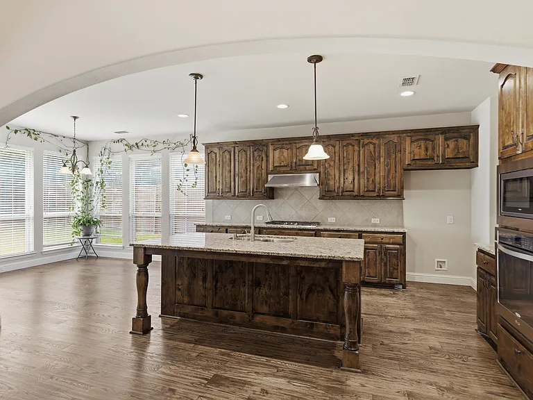 6205 Prairie Hill Ln — Photo 15