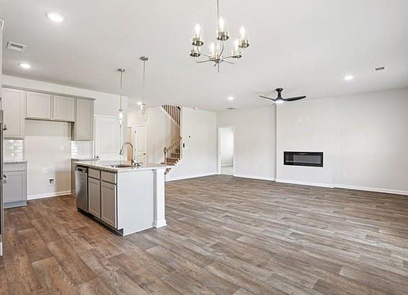 6th image of this home